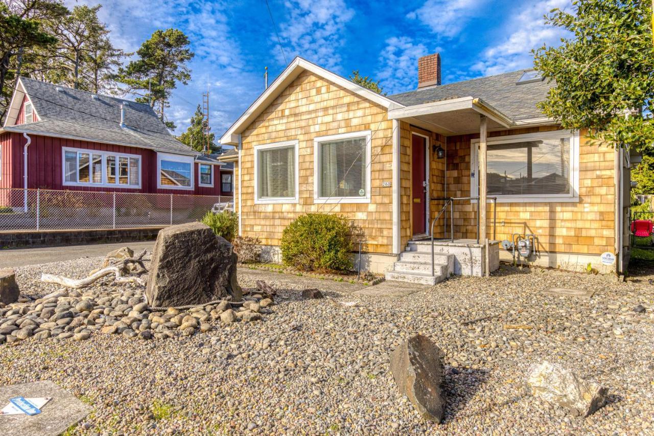 On The Rocks Villa Seaside Luaran gambar